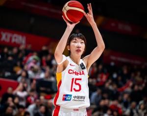 中国女篮63-78惨败比利时，产生了5大不可思议，2个不争事实！